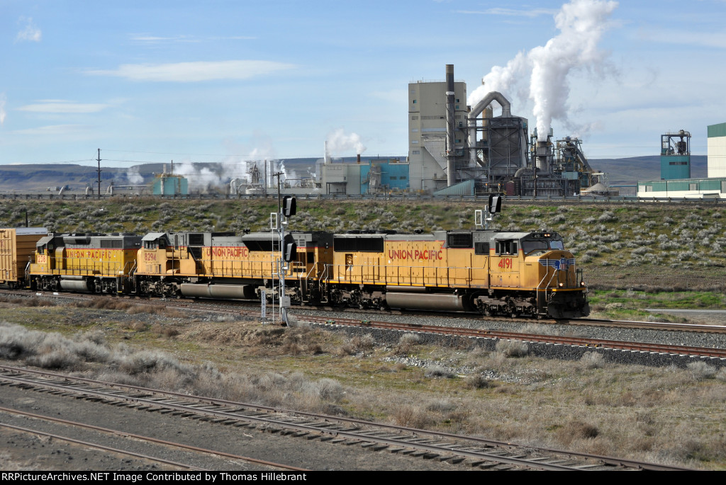 UP 4191 Northbound Past Boise Wallula Pulp Mill
